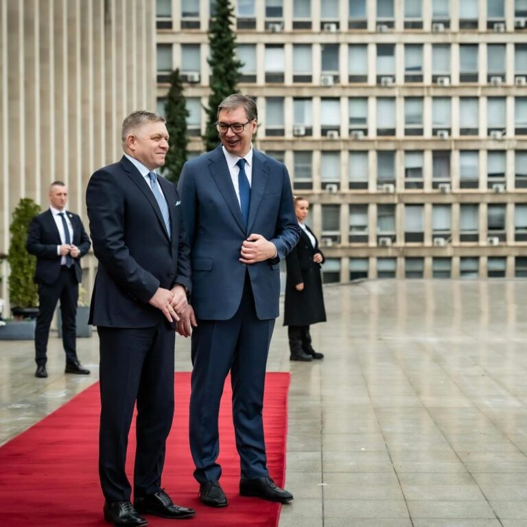 Fico Backs Vučić in Dismissing Protests as Foreign Sabotage